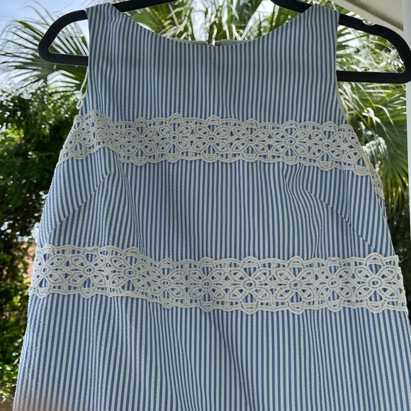 London fog size 6 blue and white stripe dress with white lace details - Picture 3 of 7